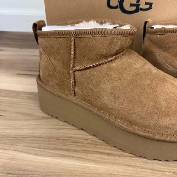 UGG Classic Ultra Mini Platform Ankle Boots in Chestnut - Picture 3 of 8